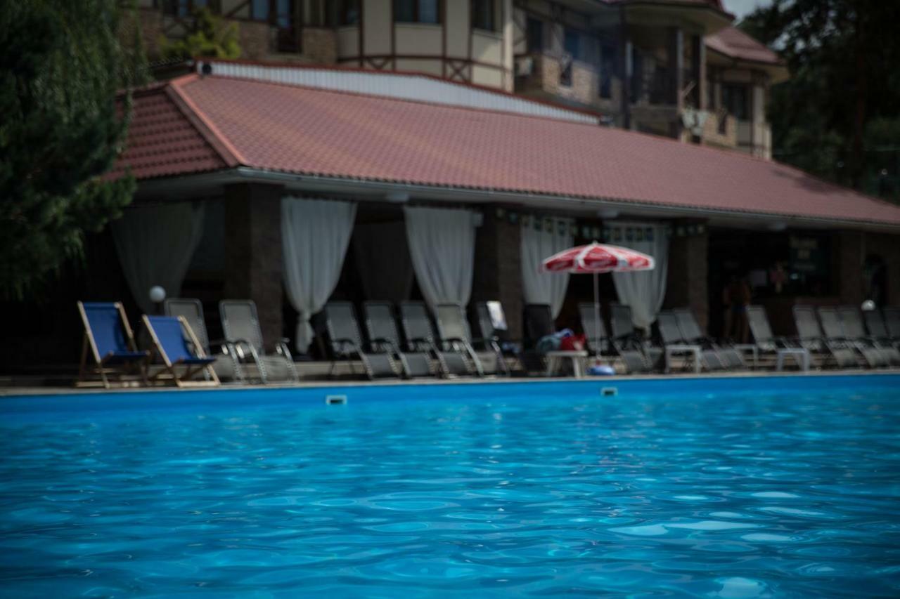 Olympica Hotel Almatî Exterior foto